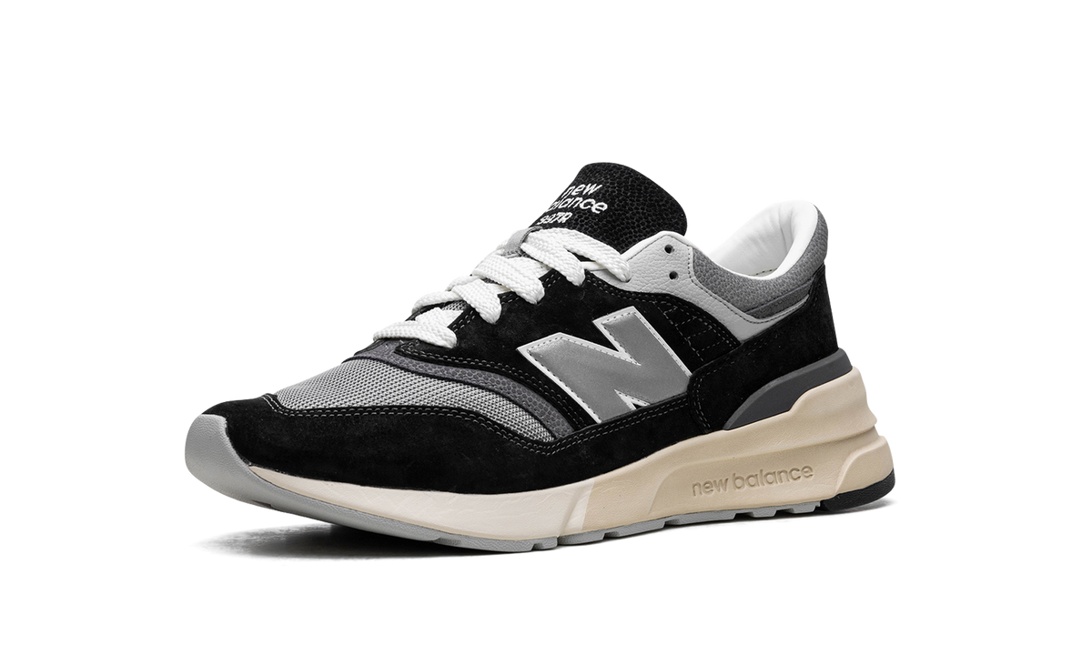 997R "Black Grey" U997RHC